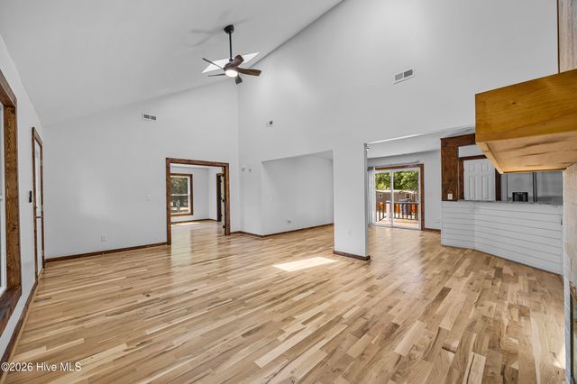 3126 Tradewinds Avenue SW, Supply, NC 28462