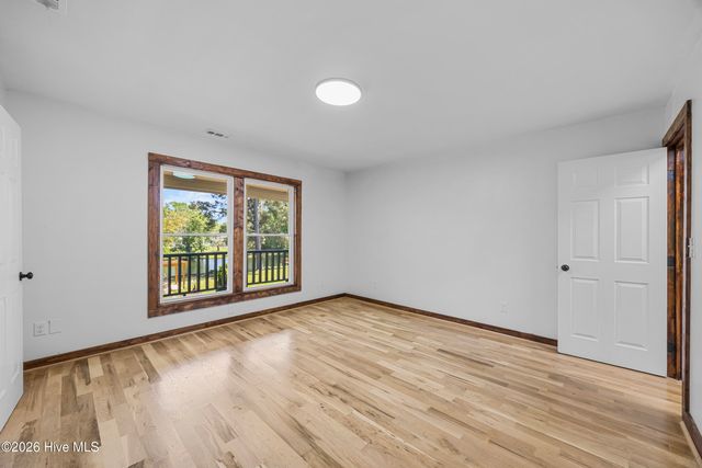 3126 Tradewinds Avenue SW, Supply, NC 28462