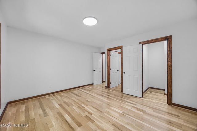 3126 Tradewinds Avenue SW, Supply, NC 28462