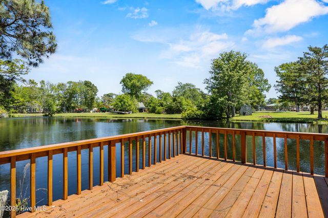 3126 Tradewinds Avenue SW, Supply, NC 28462