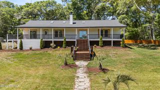 3126 Tradewinds Avenue SW, Supply, NC 28462