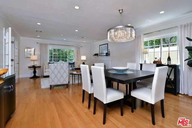 5259 Vesper Avenue, Sherman Oaks, CA 91411