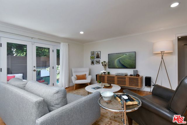 5259 Vesper Avenue, Sherman Oaks, CA 91411
