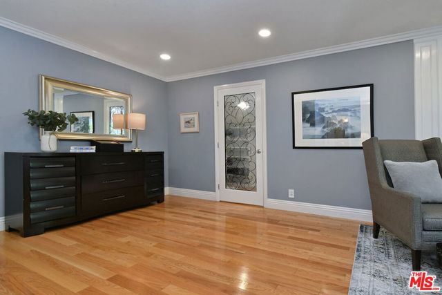 5259 Vesper Avenue, Sherman Oaks, CA 91411