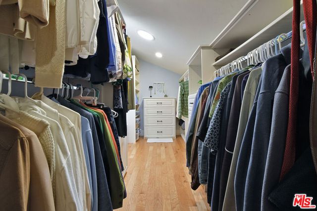5259 Vesper Avenue, Sherman Oaks, CA 91411