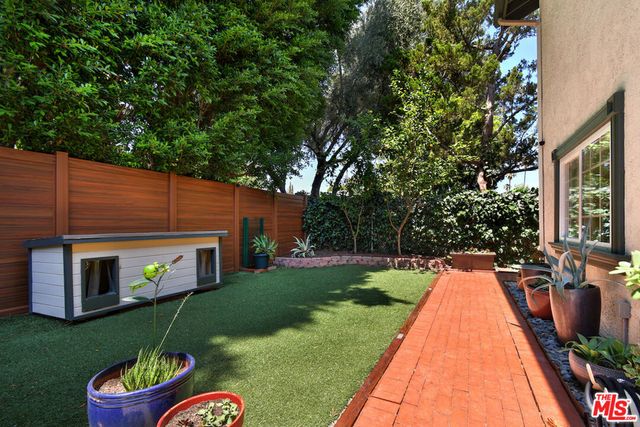 5259 Vesper Avenue, Sherman Oaks, CA 91411