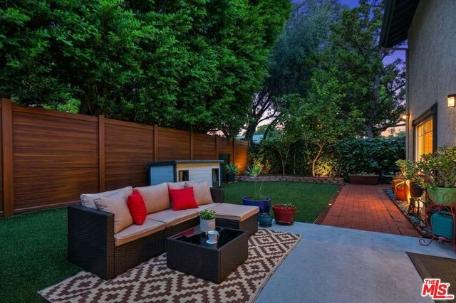 5259 Vesper Avenue, Sherman Oaks, CA 91411