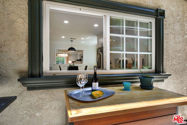 5259 Vesper Avenue, Sherman Oaks, CA 91411