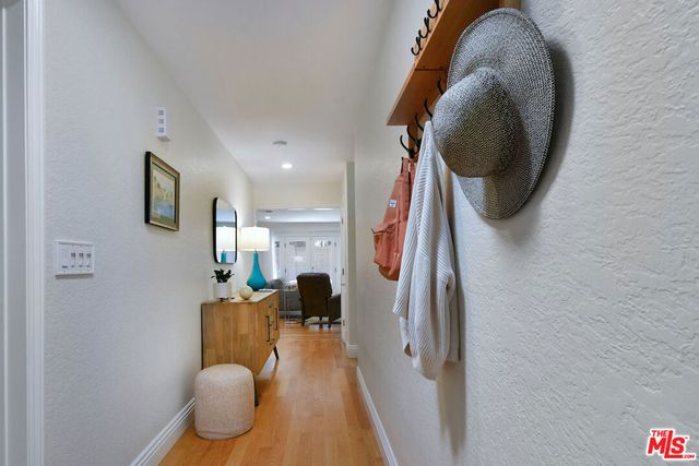 5259 Vesper Avenue, Sherman Oaks, CA 91411