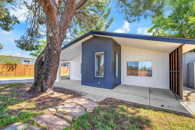 1648 4th Ave, Olivehurst, CA 95961