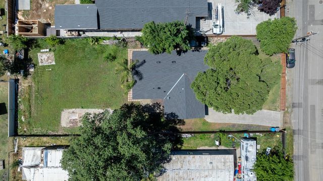1648 4th Ave, Olivehurst, CA 95961