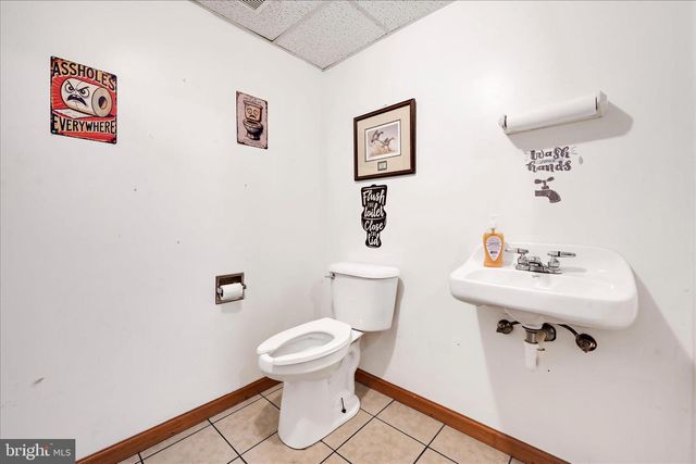 102-104 S 2ND ST, Saint Clair, PA 17970
