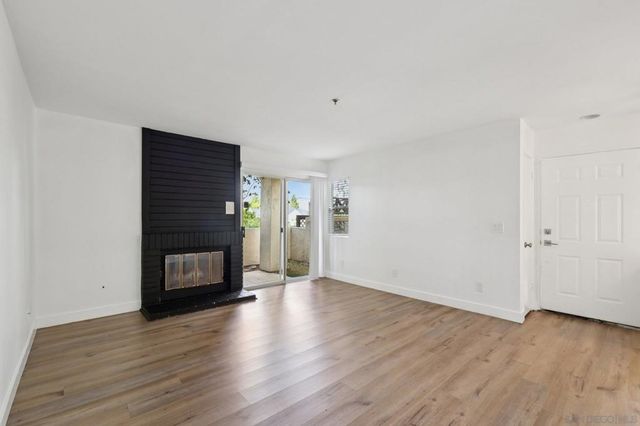 2077 Lakeridge Circle 104, Chula Vista, CA 91913