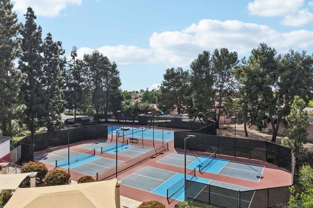 2077 Lakeridge Circle 104, Chula Vista, CA 91913