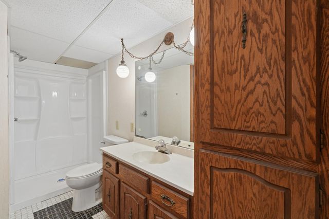 703 Cope Avenue W, Roseville, MN 55113