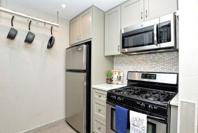7801 Shoal Creek BLVD 146, Austin, TX 78757