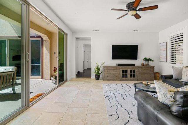 712 Normandy Road, Encinitas, CA 92024