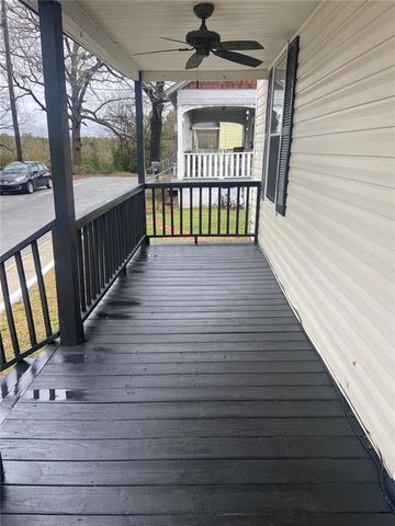 52 Ivy Street, Porterdale, GA 30014