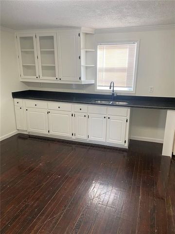 52 Ivy Street, Porterdale, GA 30014