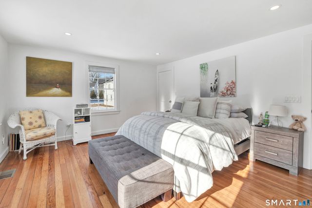 70 Cranbury Road, Norwalk, CT 06851