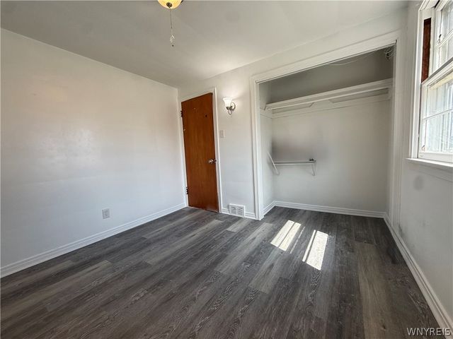 3750 Deveaux Street, Niagara Falls, NY 14305