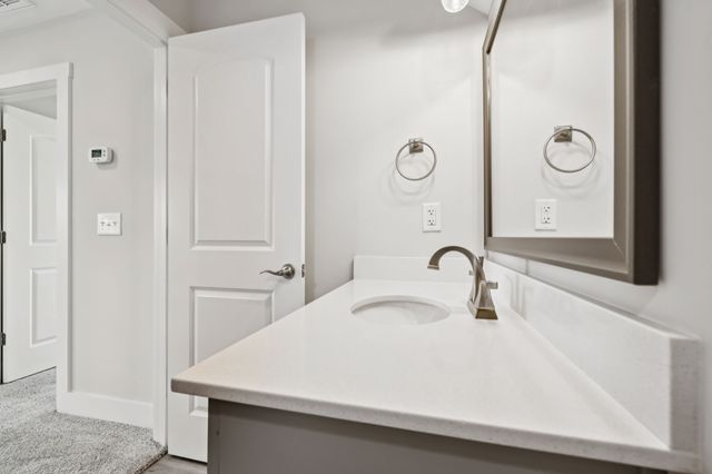 120 Pontoon Pl, Winchester, TN 37398