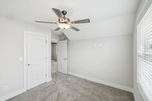 120 Pontoon Pl, Winchester, TN 37398