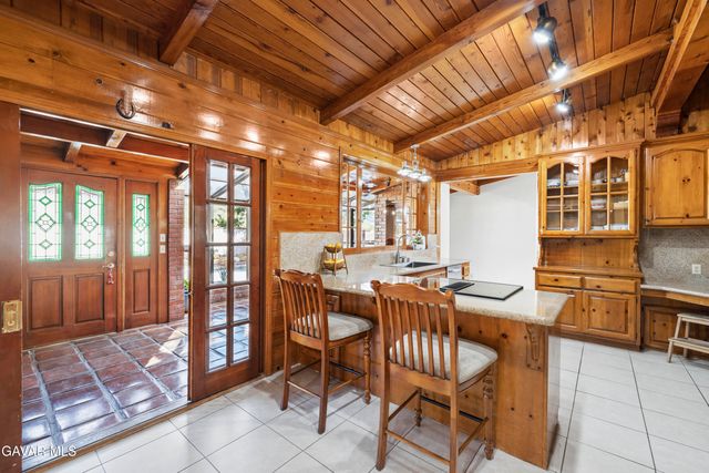 11950 Sierra Highway, Santa Clarita, CA 91390