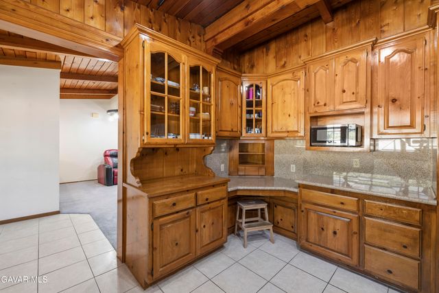 11950 Sierra Highway, Santa Clarita, CA 91390