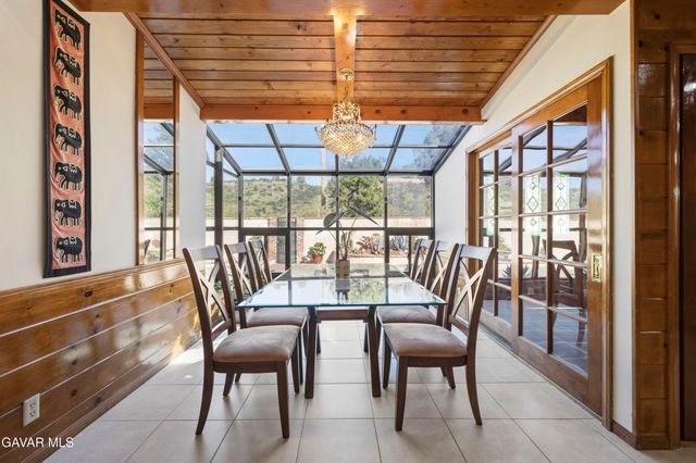 11950 Sierra Highway, Santa Clarita, CA 91390