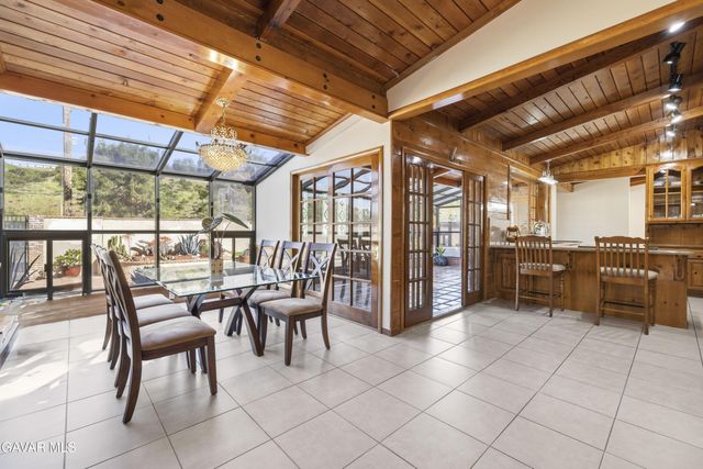 11950 Sierra Highway, Santa Clarita, CA 91390