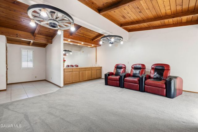 11950 Sierra Highway, Santa Clarita, CA 91390