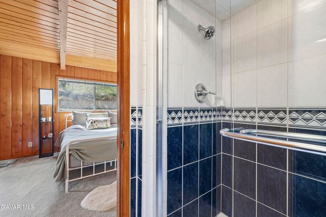 11950 Sierra Highway, Santa Clarita, CA 91390