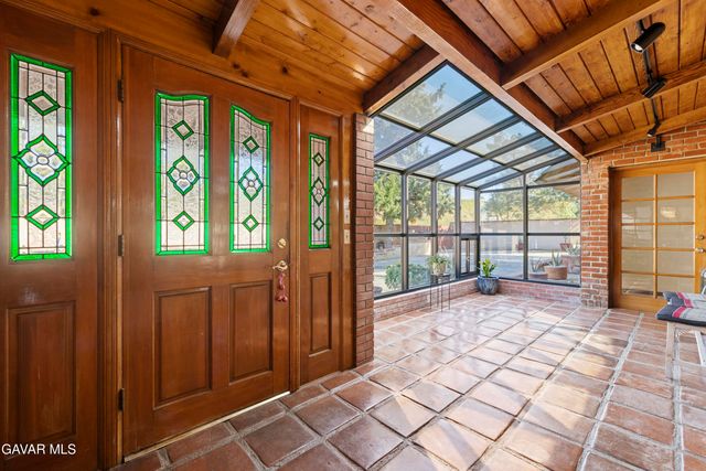 11950 Sierra Highway, Santa Clarita, CA 91390