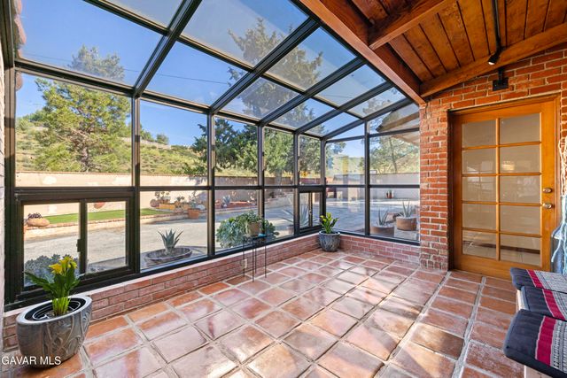 11950 Sierra Highway, Santa Clarita, CA 91390