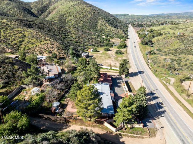 11950 Sierra Highway, Santa Clarita, CA 91390