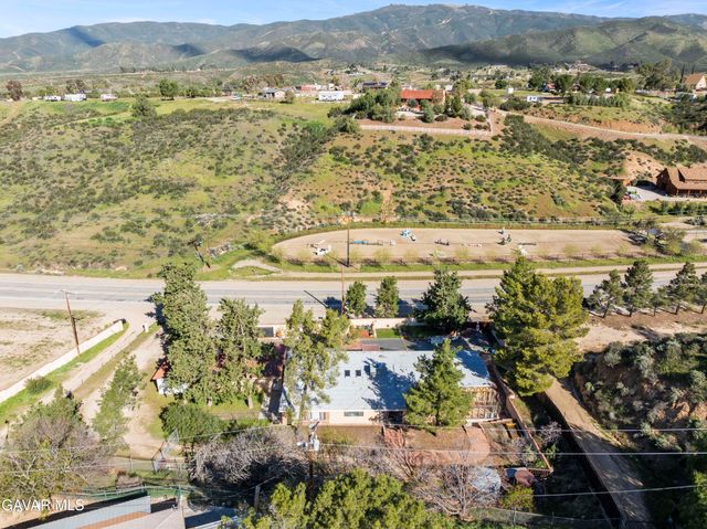 11950 Sierra Highway, Santa Clarita, CA 91390
