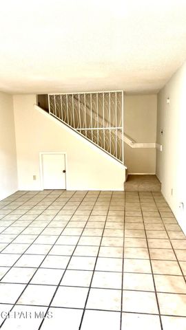 10905 Bob Stone Drive A, El Paso, TX 79936