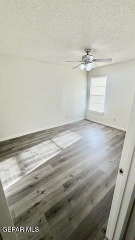 10905 Bob Stone Drive A, El Paso, TX 79936