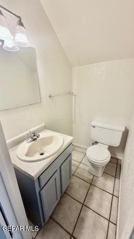 10905 Bob Stone Drive A, El Paso, TX 79936