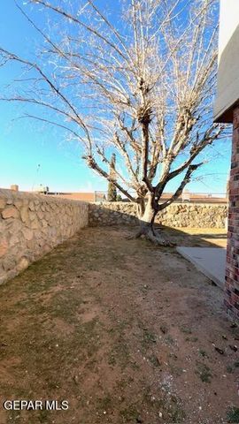 10905 Bob Stone Drive A, El Paso, TX 79936