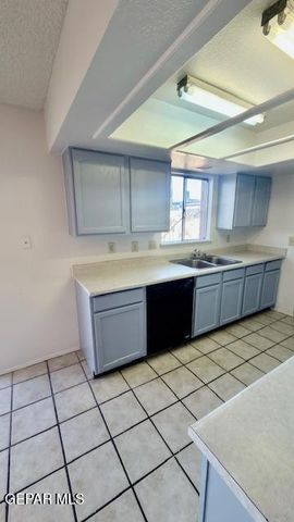 10905 Bob Stone Drive A, El Paso, TX 79936
