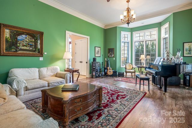 150 Rainbow View Drive, Fletcher, NC 28732