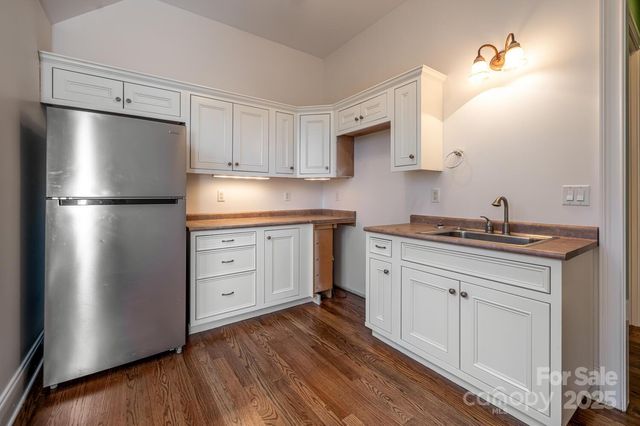 150 Rainbow View Drive, Fletcher, NC 28732