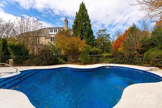 150 Rainbow View Drive, Fletcher, NC 28732