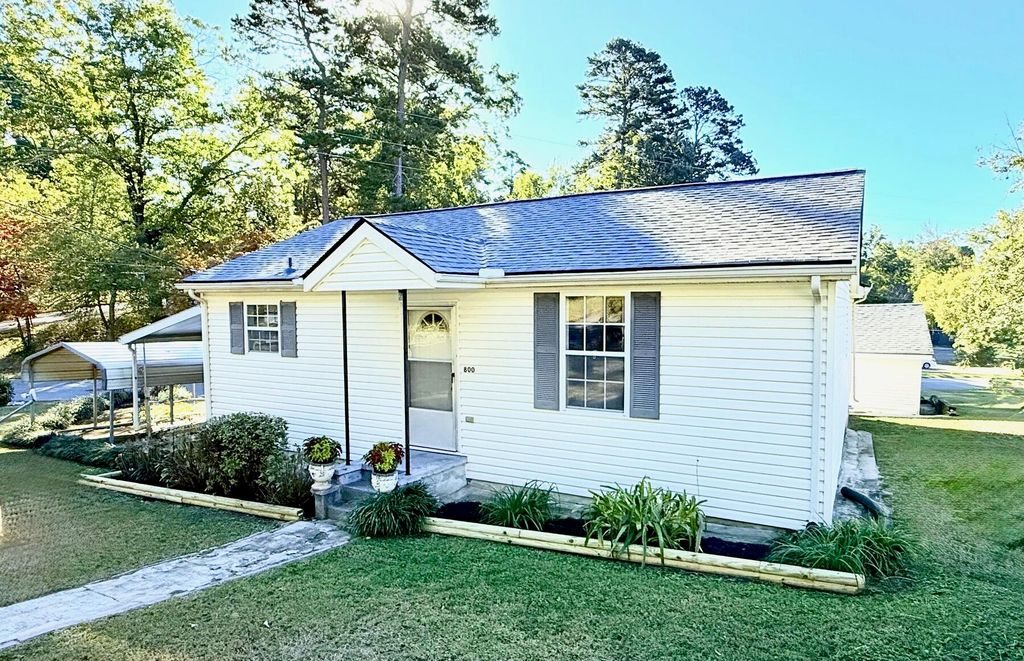 800 Poindexter Avenue, Chattanooga, TN 37412