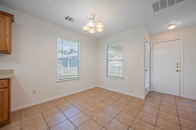 541 Sampson, Kyle, TX 78640