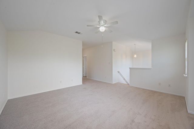 541 Sampson, Kyle, TX 78640
