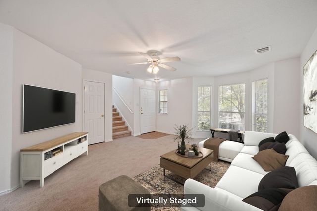 541 Sampson, Kyle, TX 78640