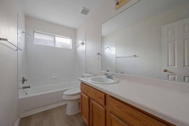 541 Sampson, Kyle, TX 78640